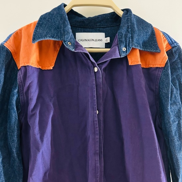 Calvin Klein women’s Jean shirt - Picture 4 of 15